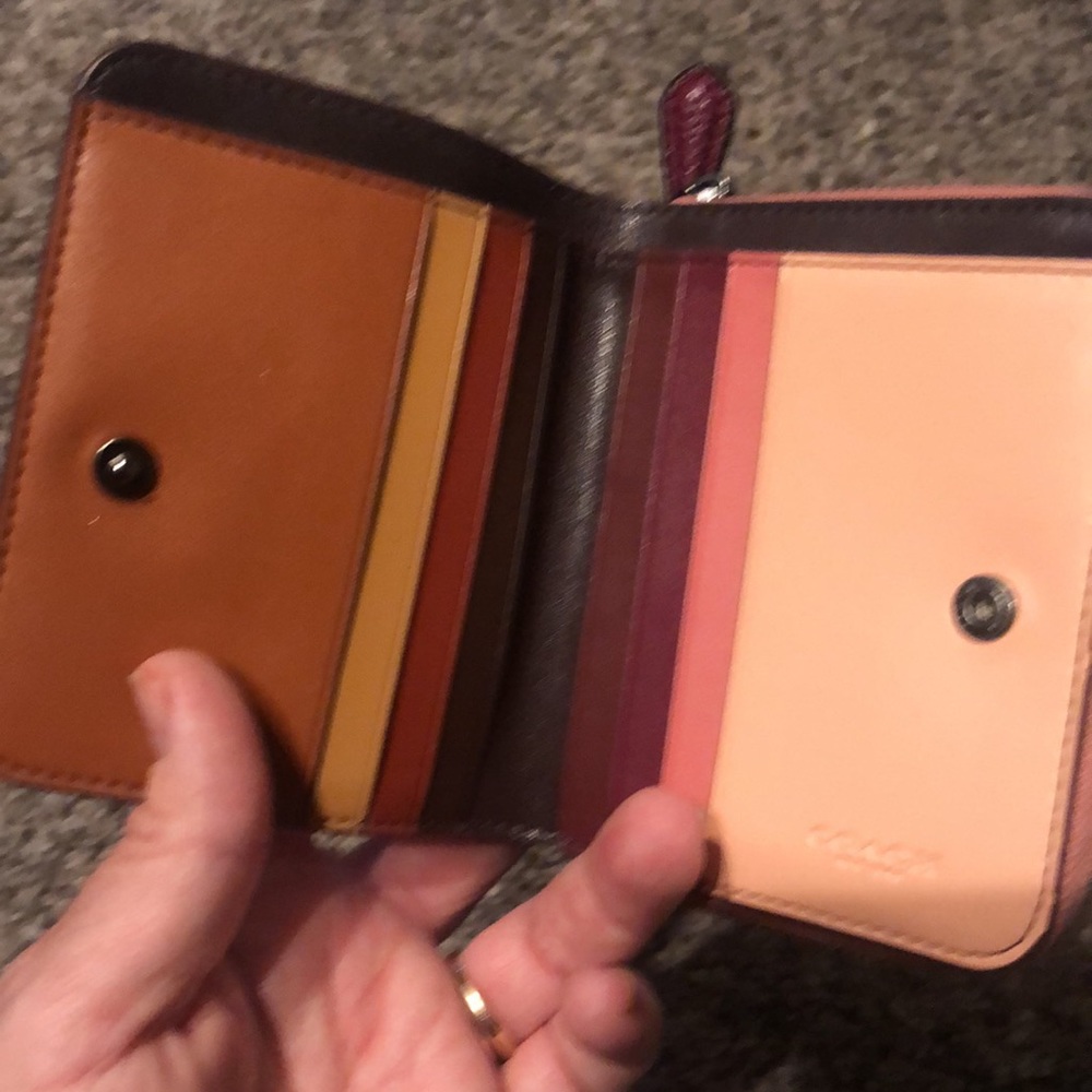 Coach wallet - Picture 3 of 3